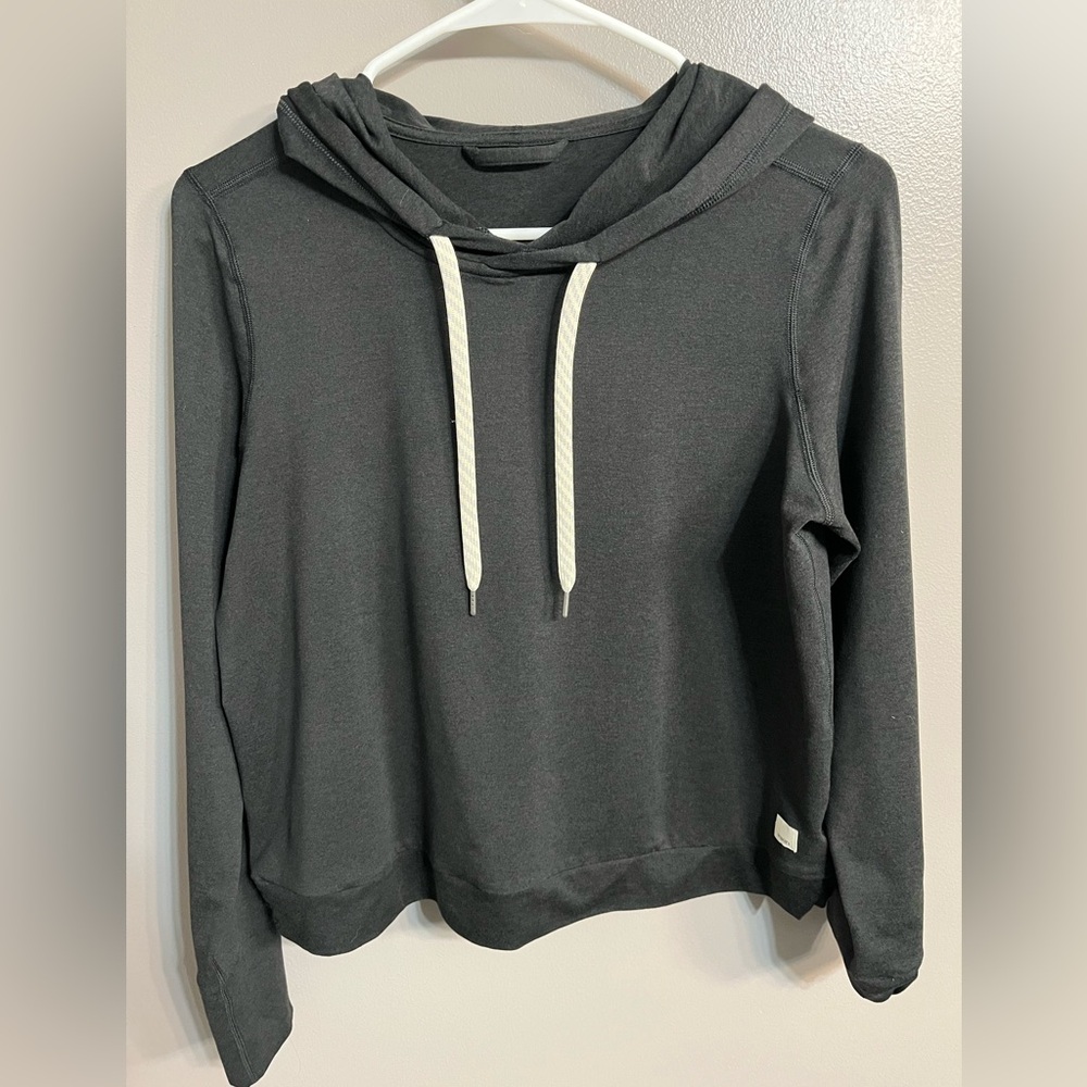 Vuori Halo Performance Hoodie 2.0 Dark Gray Sweatshirt